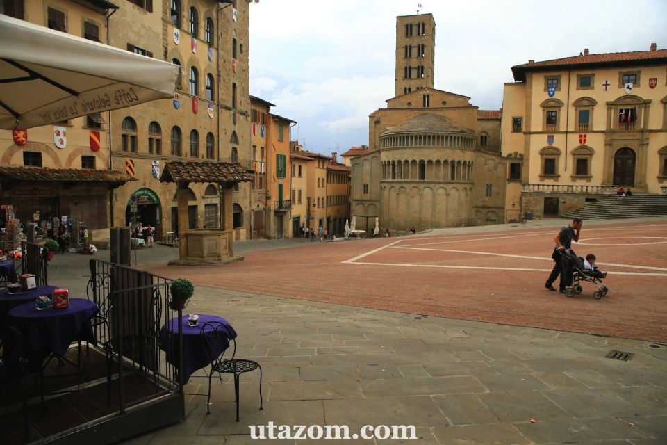 Arezzo Toszk na Messzi t jak Toszk na v rosl togat s Utazom