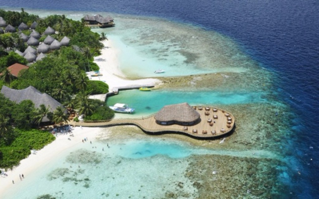 Bandos island resort. Остров Бандос Мальдивы. Bandos Island Resort Spa 4. Бандос Мальдивы отель. Бандос Мальдивы 2023.