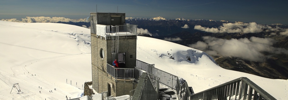 Magasan Zermatt felett a Klein Matterhorn s a Gleccserkert