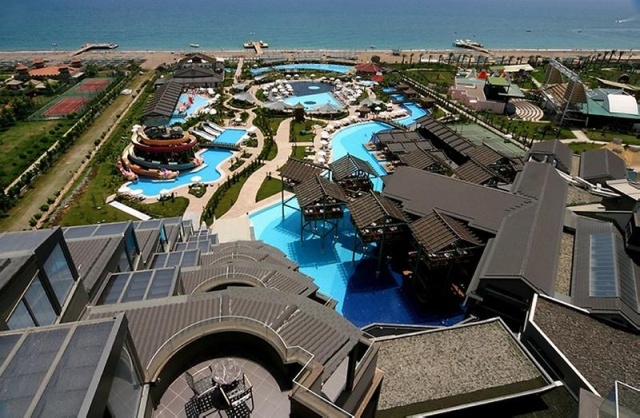 Limak Lara Deluxe Hotel ***** Antalya