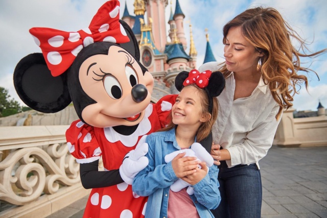 Utazás Disneyland meseországba, párizsi városnézéssel - 2027. április 18-21.