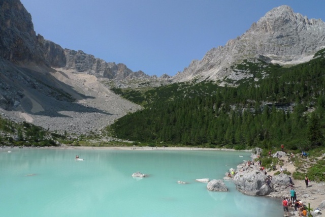 Dolomitok gyalogtúrák kalandvágyóknak