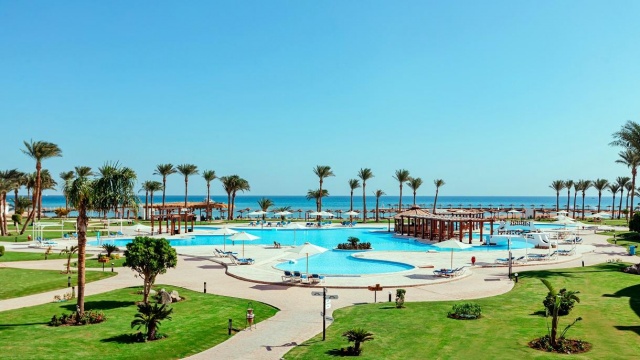 1 éj Kairó 4* + 1 éj Luxor 5* + 5 éj Sunrise Alma Bay Resorts 4*