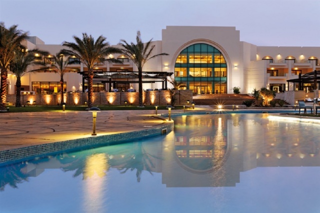 1 éj Kairó 4* + 1 éj Luxor 5* + 5 éj Movenpick Waterpark Resort & Spa Soma Bay 5*