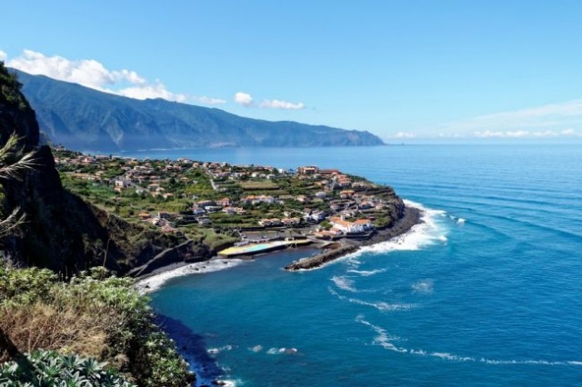 Madeira, az örök tavasz szigete - csoportos út magyar idegenvezetővel 2023.08.12-19.