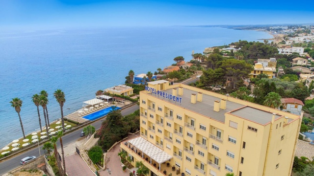 President Sea Palace Hotel **** Szicília