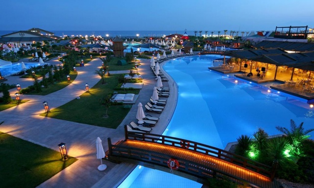 Limak Lara De Luxe Hotel & Resort ***** Lara