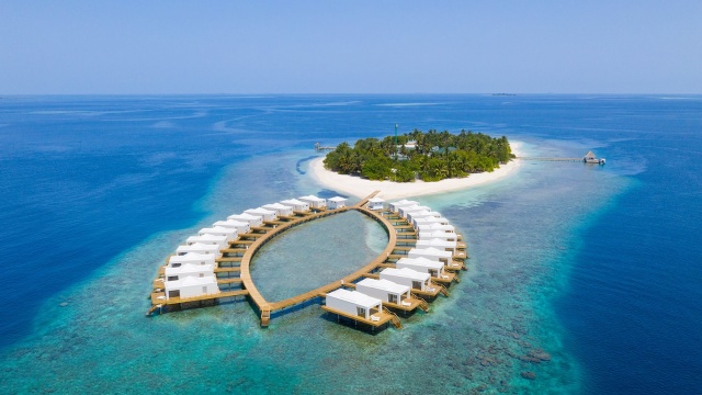 Sandies Bathala Resort Hotel **** Maldív-szigetek