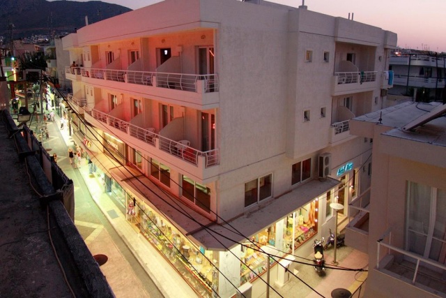 Nancy Hotel *** Kréta, Hersonissos