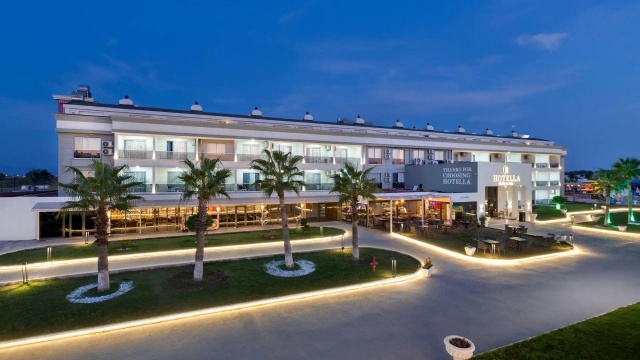 Hotella Resort & Spa **** Belek