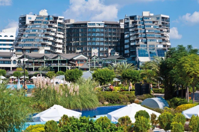 Limak Lara Deluxe Hotel ***** Antalya
