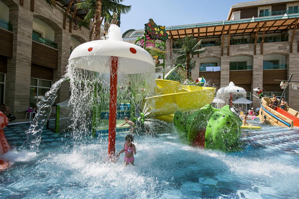 Фото crystal waterworld resort spa 5